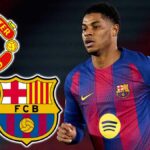 Marcus Rashford z FC Barcelona oslavuje po strelení štvrtého gólu svojho tímu so svojím spoluhráčom Marcom Casadom z FC Barcelona počas zápasu MD8 fázy Ligy majstrov UEFA 2025/26 medzi FC Barcelona a FC Kodaň na Spotify Camp Nou