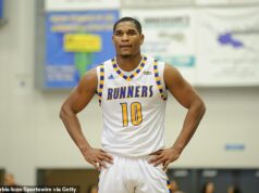 Vysokoškolský basketbalový tréner obvinený z toho, že je PIMP a vlastní detskú pornografiu Polícia je presvedčená, že Kevin Mays, bývalý vysokoškolský basketbalový tréner, sa vydával za pasáka