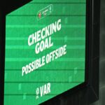 Vysvetlené pravidlá VAR finále Carabao Cupu, predĺženie, penalty a podrobnosti o trofeji