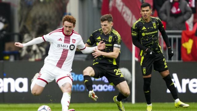 Walker Zimmerman poháňa Toronto FC v minulosti bez víťaznej posádky Walker Zimmerman poháňa Toronto FC v minulosti bez víťaznej posádky