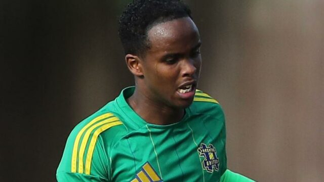 Wealdstone je nešťastný, pretože Hassan hrá v Baller League
