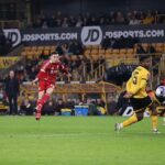 Andrew Robertson skóroval skvelým úvodným gólom a pomohol Liverpoolu poraziť Wolves 3:1 v FA Cupe