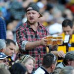 Fanúšikovia v Perthe sa búria po tom, čo im personál minulý víkend zabránil v pití piva na zápasoch AFL, pretože mali v sebe príliš veľa piva