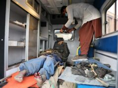 Záchranné tímy získavajú telá po smrteľnom nálete v kábulskej nemocnici | Správy pakistanského Talibanu Záchranné tímy získavajú telá po smrteľnom nálete v kábulskej nemocnici | Správy pakistanského Talibanu