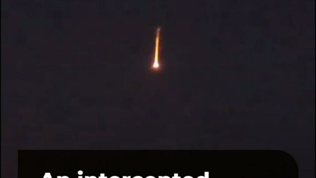 Zachytený dron horí a padá nad Erbilom v Iraku | Americko-izraelská vojna proti Iránu
