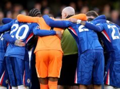 Zamerajte sa na rozhodnutia, nie na zhlukovanie, povedal Rosenior z Chelsea rozhodcovi po prehre Premier League proti Newcastlu United Zamerajte sa na rozhodnutia, nie na zhlukovanie, povedal Rosenior z Chelsea rozhodcovi po prehre Premier League proti Newcastlu United