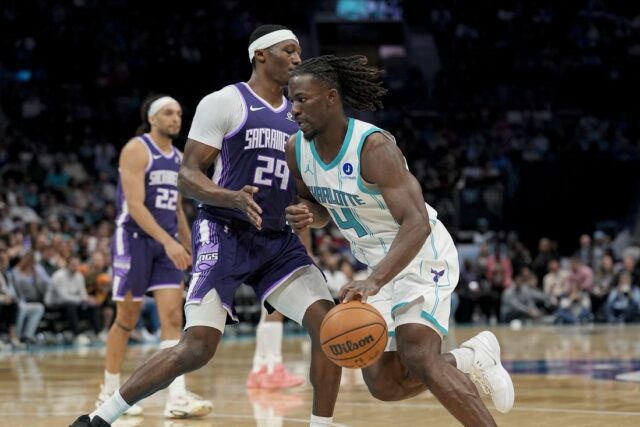 NBA: Sacramento Kings v Charlotte Hornets