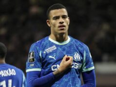 Zmluvná klauzula Masona Greenwooda „strach“ by v skutočnosti mohla pre Man Utd priniesť imanie Anglický útočník #10 z Marseille Mason Greenwood gestikuluje po tom, čo strelil prvý gól svojho tímu počas francúzskeho futbalového zápasu L1 medzi Toulouse FC a Olympique de Marseille (OM) na štadióne TFC v Toulouse na juhozápade Francúzska 7. marca 2026. (Foto: Valentine CHAPUIS / AFP cez Getty Images)