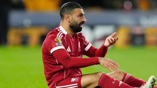 „Chudobná“ hviezda Liverpoolu bola odsúdená za „zabitie“ Reds vs Wolves ako jeden muž, ktorý je obviňovaný z „strašnej“ straty
