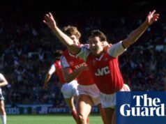 „Jeden-nula dole, dva-jeden hore“: keď Arsenal vyhral svoj prvý Ligový pohár | Arsenal „Jeden-nula dole, dva-jeden hore“: keď Arsenal vyhral svoj prvý Ligový pohár | Arsenal