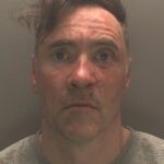 Paul Doyle bol odsúdený na 21 rokov na Korunnom súde v Liverpoole po tom, čo vrazil do futbalových fanúšikov