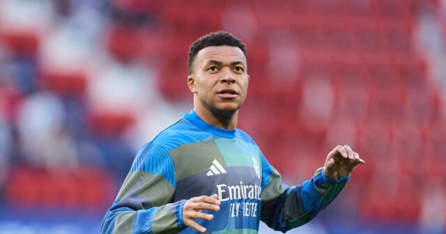 „Nahnevaný“ Kylian Mbappe utrpel pred zápasom Man City obrovskú ranu Kylian Mbappe