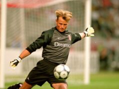 BREAKING: Bývalý brankár Arsenalu Alex Manninger zomrel vo veku 48 rokov po zrážke vlaku s jeho autom BREAKING: Bývalý brankár Arsenalu Alex Manninger zomrel vo veku 48 rokov po zrážke vlaku s jeho autom