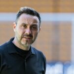 Tlačová konferencia Roberto De Zerbi NAŽIVO - Šéf Tottenhamu o záchrane Kinského plus zranenia Xaviho a Solankeho