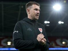 Aaron Ramsey, bývalý hráč Arsenalu a Walesu, končí Aaron Ramsey, bývalý hráč Arsenalu a Walesu, končí