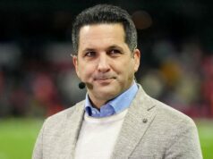 Adam Schefter griloval nad „škandálom“ Russini-Vrabel Adam Schefter griloval nad „škandálom“ Russini-Vrabel