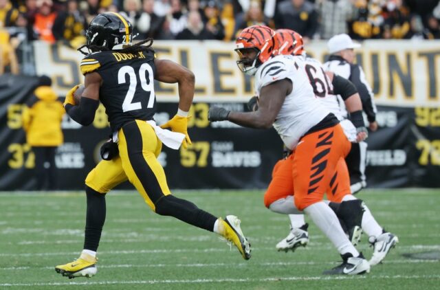 NFL: Cincinnati Bengals v Pittsburgh Steelers
