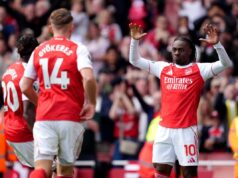 Ako letný prestupový biznis Arsenalu spôsobil krach boja o titul v Premier League Eberechiho Ezeho, Viktora Gyokeresa a Noniho Maduekeho priviedol Arsenal minulé leto za spolu 170 miliónov libier, no nevyšlo to (PA Wire)