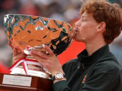 Ako sa séria majstrovstiev Jannika Sinnera porovnáva s Djokovičom, Nadalom a Federerom po titule v Monte Carle Download app from appStore