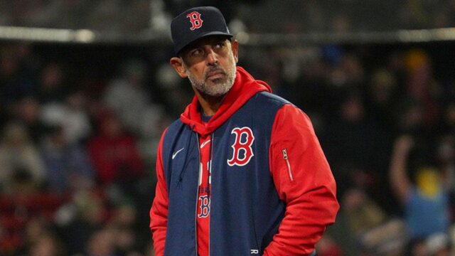 Alex Cora údajne odmieta prácu manažéra Phillies po prepustení Red Sox
