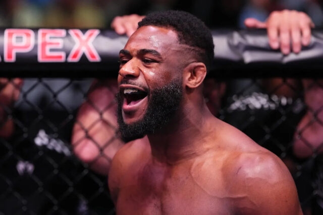 LAS VEGAS, NEVADA – 25. apríla: Aljamain Sterling sa pripravuje na zápas s Youssefom Zalalom z Maroka v zápase pérovej váhy počas podujatia UFC Fight Night na Meta APEX 25. apríla 2026 v Las Vegas, Nevada. (Foto: Jeff Bottari/Zuffa LLC)