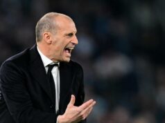 Allegri bagatelizuje spojenie s Talianskom, keďže Miláno hľadá miesto v Lige majstrov UEFA Allegri bagatelizuje spojenie s Talianskom, keďže Miláno hľadá miesto v Lige majstrov UEFA
