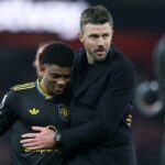 Amad podporuje Carricka na poste Manchestru United