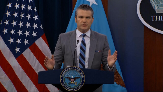 Americké námorníctvo je oprávnené zaútočiť na iránske rýchle člny v Hormuzskom prielive | Americko-izraelská vojna proti Iránu
