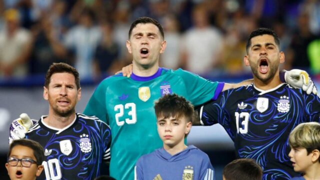 Argentínu Lionela Messiho postihlo zranenie kľúčového štartéra mesiace pred majstrovstvami Argentínu Lionela Messiho postihlo zranenie kľúčového štartéra mesiace pred majstrovstvami sveta