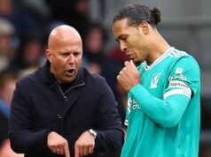 Arne Slot odpovedá na poznámky Van Dijka o odchode, keď sa potvrdil návrat Isaka Arne Slot odpovedá na poznámky Van Dijka o odchode, keď sa potvrdil návrat Isaka