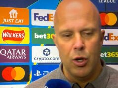 Arne Slot ponúka aktualizáciu Huga Ekitike po tom, čo hviezda Liverpoolu utrpela hororové zranenie Arne Slot