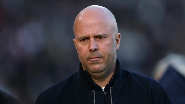 Jeremie Frimpong z Holandska odchádza z ihriska zranený počas priateľského medzištátneho zápasu medzi Holandskom a Ekvádorom na štadióne Philips v Eindhovene v Holandsku 31. marca 2026. (Foto: Stefan Koops/EYE4IMAGES/NurPhoto cez Getty Images)