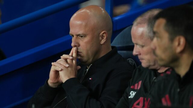 Arne Slot čelí v Liverpoole neprekonateľnému tlaku