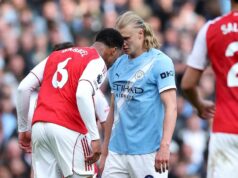 Arsenal dostal od Gabriela červenú kartu, keďže bývalý rozhodca Premier League priznáva, že má „veľké šťastie“ Gabriel a Erling Haalandovci