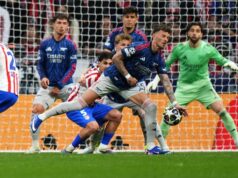 Arsenal dostal okamžitý verdikt o penaltách, pretože incident v Atléticu je „škvrnou na Lige majstrov“ Ben White z Arsenalu si po strele Marcosa Llorenteho spracoval loptu