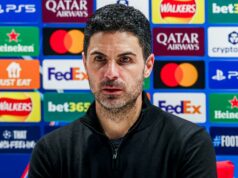 Arsenal dostal v zápase Sportingu trojnásobnú podporu pre zranenie, ale Mikel Arteta vylučuje dve hviezdy Hlavný tréner Arsenalu Mikel Arteta sa zúčastňuje tlačovej konferencie