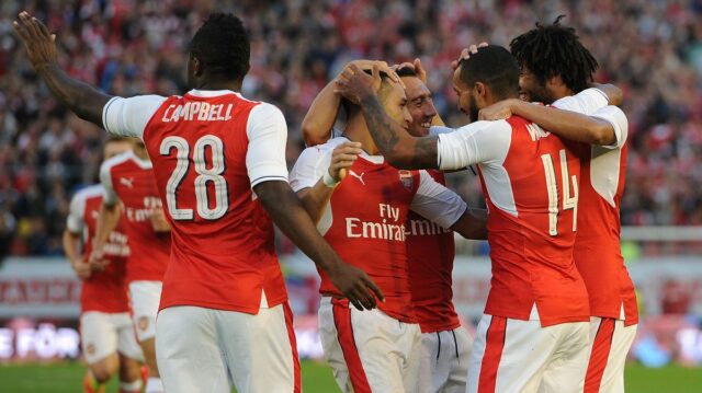 Joel Campbell z Arsenalu počas zápasu Emirates FA Cup medzi Arsenalom a Hull City na Emirates Stadium 20. februára 2016 v Londýne v Anglicku.