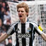 Arsenal „má obrovskú výhodu“ nad súpermi v prestupových pretekoch Anthonyho Gordona za 75 miliónov libier