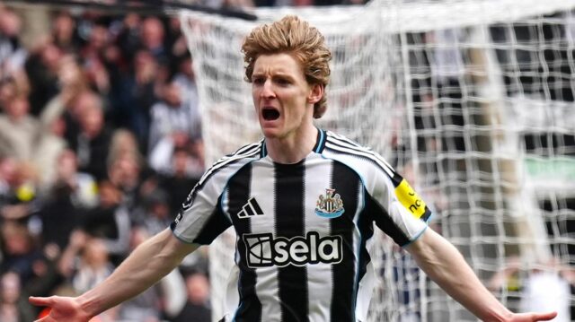 Arsenal „má obrovskú výhodu“ nad súpermi v prestupových pretekoch Anthonyho Arsenal „má obrovskú výhodu“ nad súpermi v prestupových pretekoch Anthonyho Gordona za 75 miliónov libier