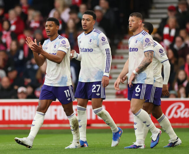 Aston Villa Star Eyed Manchester United toto leto: Stálo by Download app from appStore