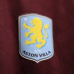 Aston Villa vedie preteky pre Yanisa Benchaoucha s predloženou päťročnou ponukou