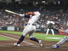 Astros využívajú chyby Rockies na skĺznutie 8-zápasového šmyku MLB: Colorado Rockies v Houstone Astros