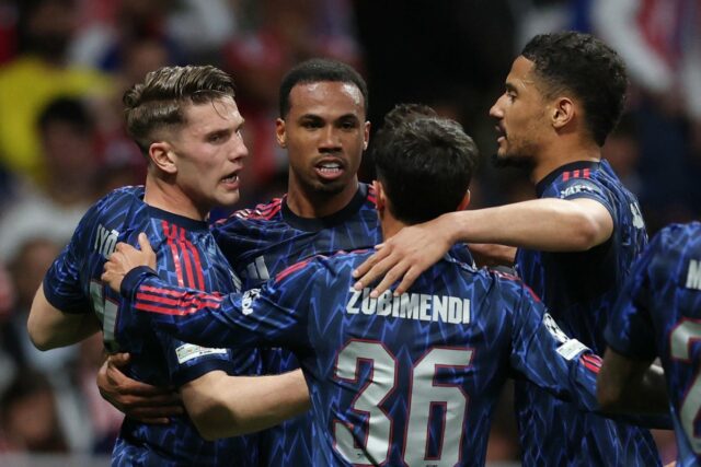 Whiteova koncová ruka umožnila Atléticu vrátiť sa do hry, pretože inkasoval penaltu v druhom polčase (PA)