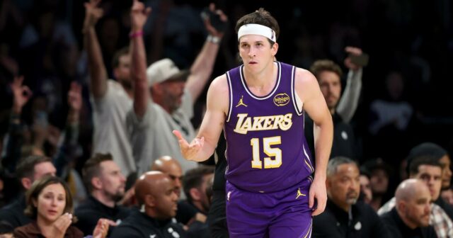 Austin Reaves bude hrať za Lakers v hre 5 proti Rockets
