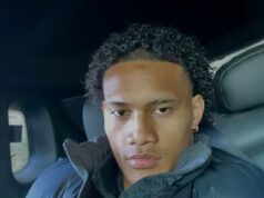 Austrálsky boxer, jeden zo štyroch mužov zatknutých za údajné sprisahanie s cieľom zabiť postavu podsvetia Aymana Tamera Začínajúci boxer Robin Faumuina bol zatknutý za údajné sprisahanie s cieľom vraždy postavy podsvetia v Sydney Aymana Tamera.