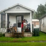 Auto vrazilo do laoskej novoročnej prehliadky v Louisiane a urazilo asi 15 ľudí | Správy o zdraví