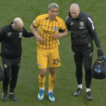 BREAKING: Hviezda Premier League v slzách, keď ho mučivé zranenie prinútilo odísť z Tottenhamu proti Brightonu