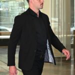 Bývalá hviezda NRL Curtis Scott (na snímke v stredu pred súdom v Sydney) dostal kauciu za prísnych podmienok