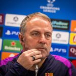 Barcelona má proti Atléticu Madrid problémy a Flick to vie