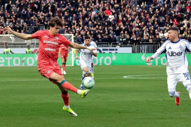 Barcelona pridala ďalšiu hviezdu Serie A do zoznamu želaní prestupu
